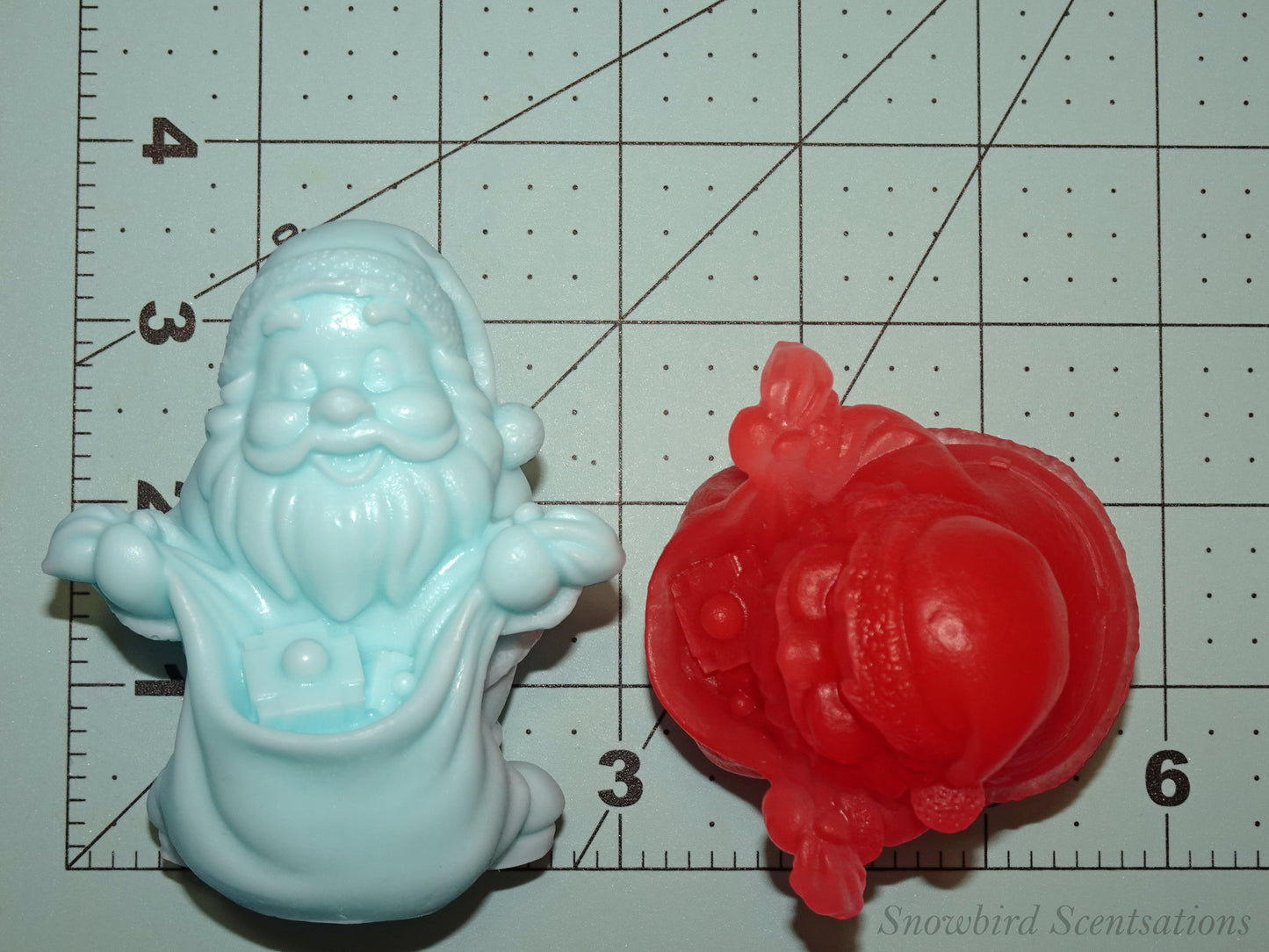 Santa with Bag in Front (Solid or Painted)