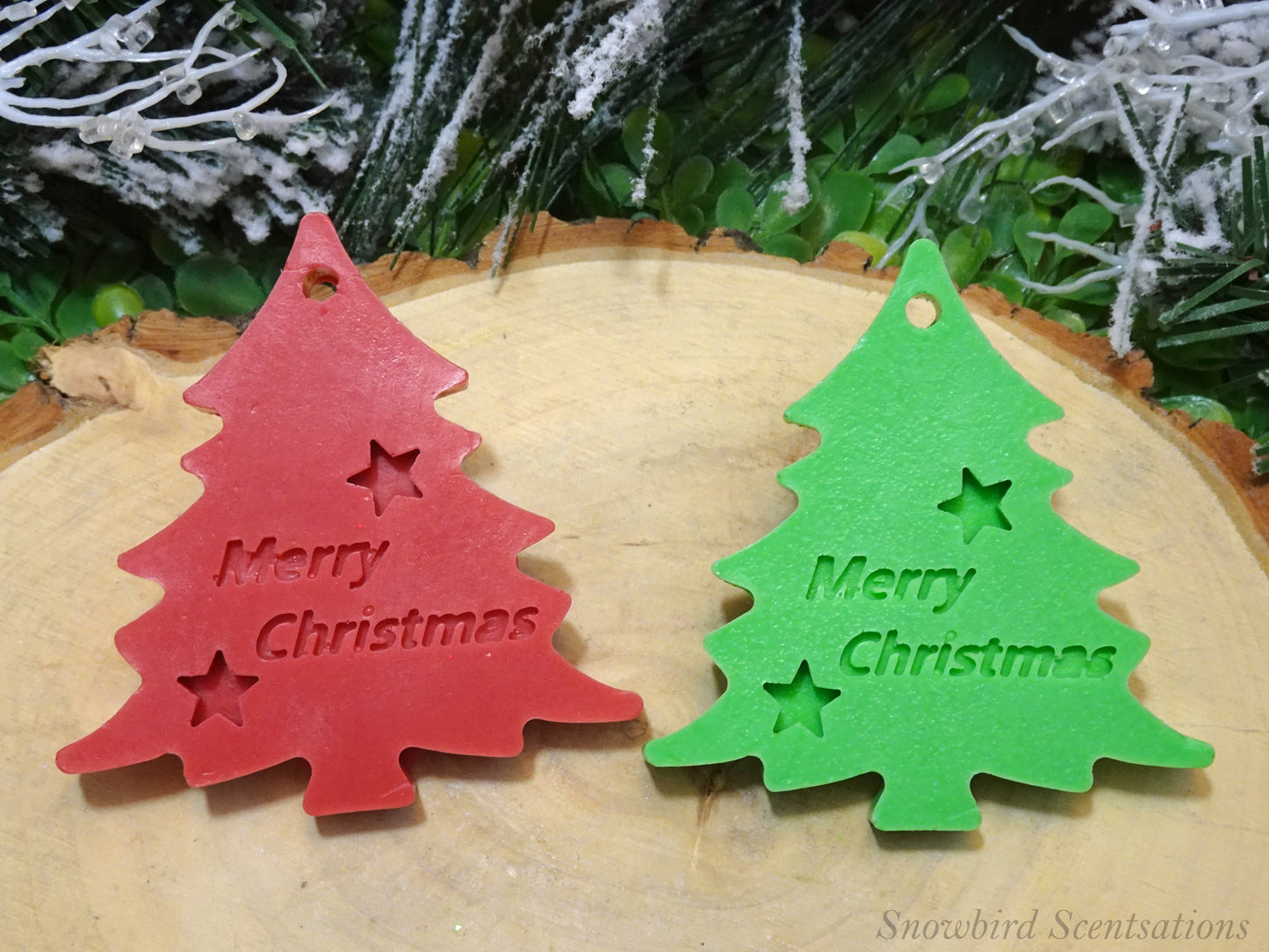 Christmas Tree with "Merry Christmas" (Solid)