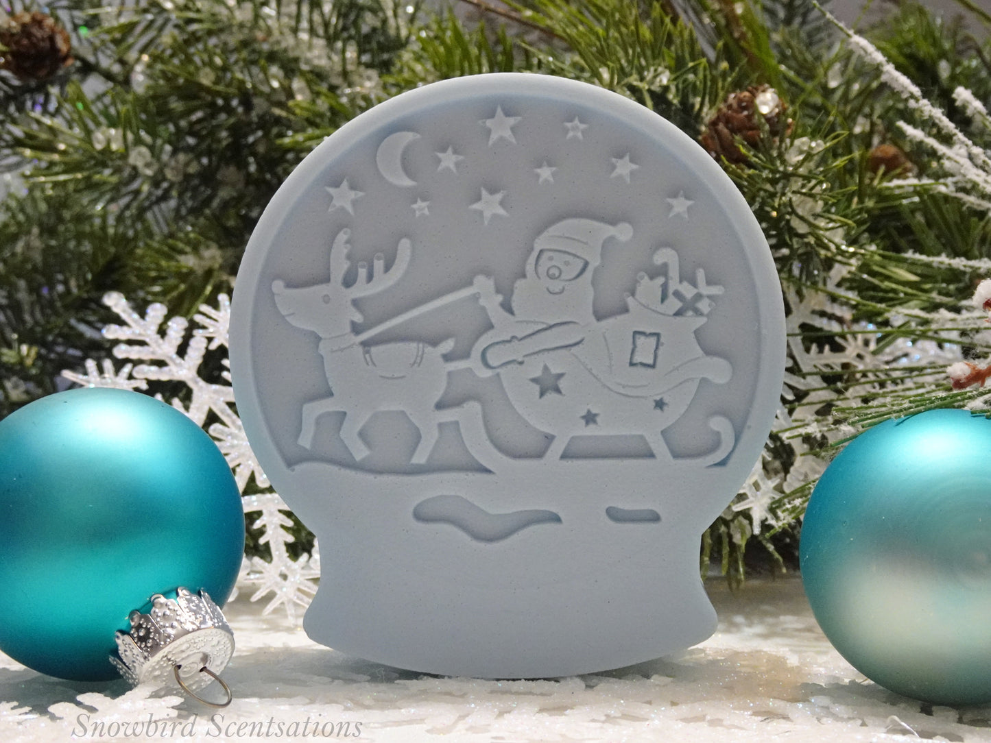 Christmas Santa Snow Globe (Solid or Painted)