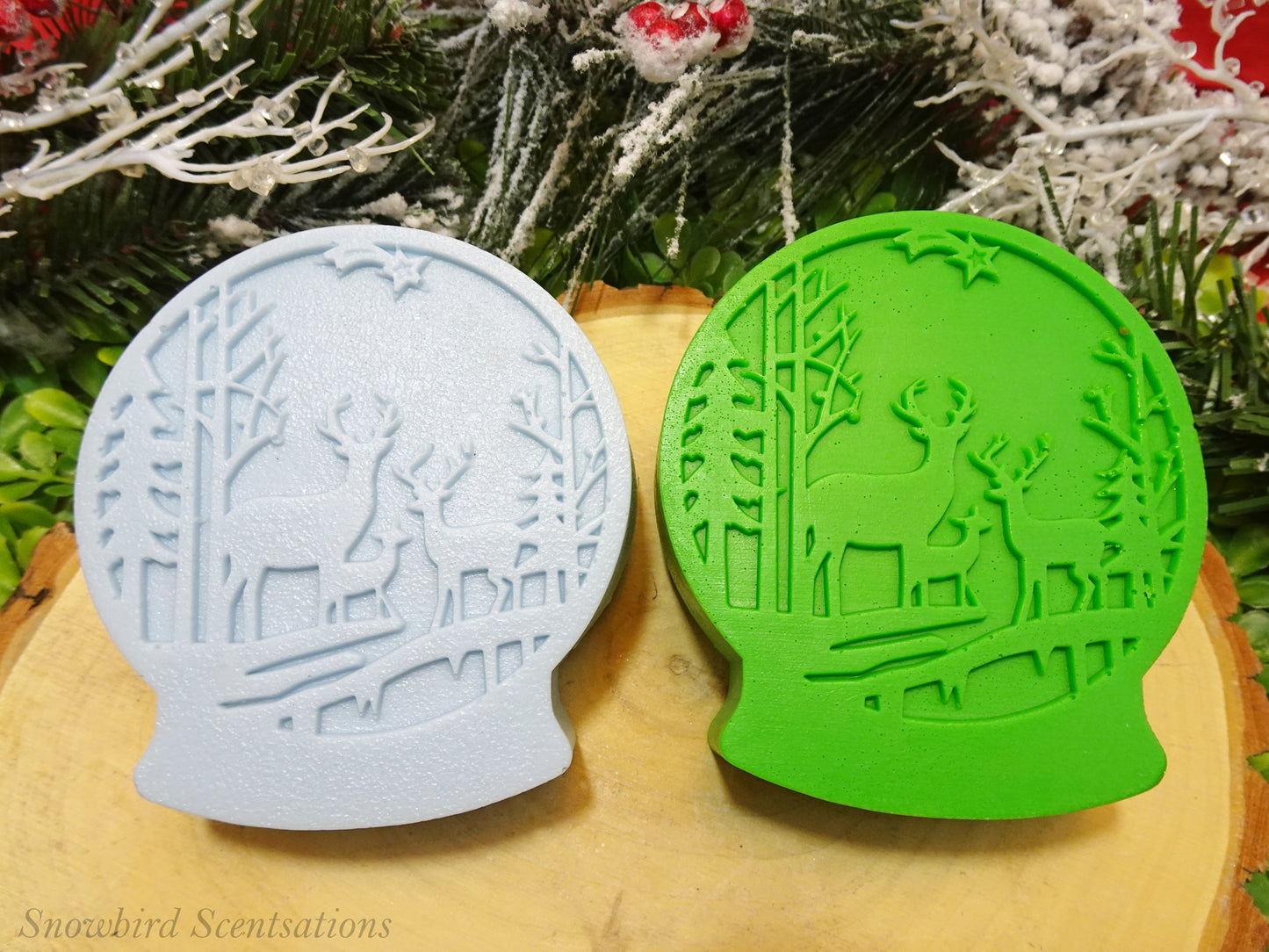 Reindeer Snow Globe (Solid or Painted)