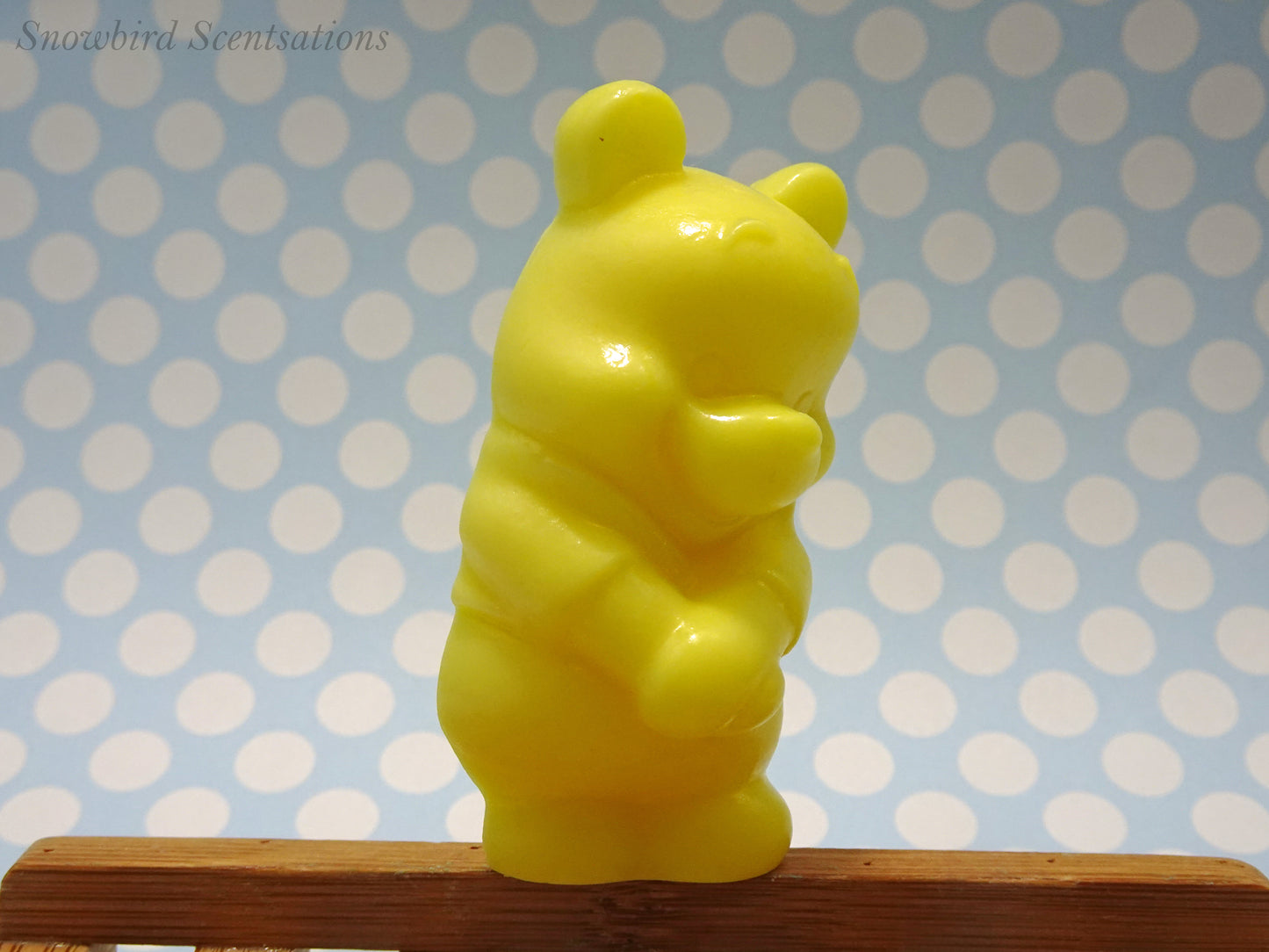 Mickey Mouse, Minnie Mouse, Donald Duck, Daisy Duck, or Winnie The Pooh (Solid)