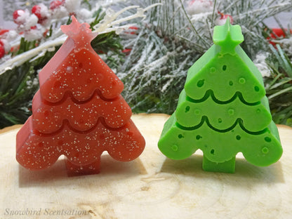 Small Decorated Christmas Tree with Garland (Solid or Painted)