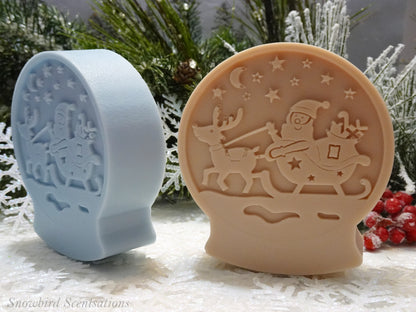 Christmas Santa Snow Globe (Solid or Painted)
