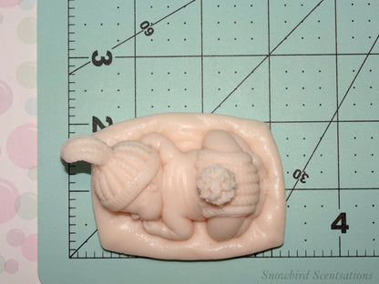 Baby on Pillow (Solid)