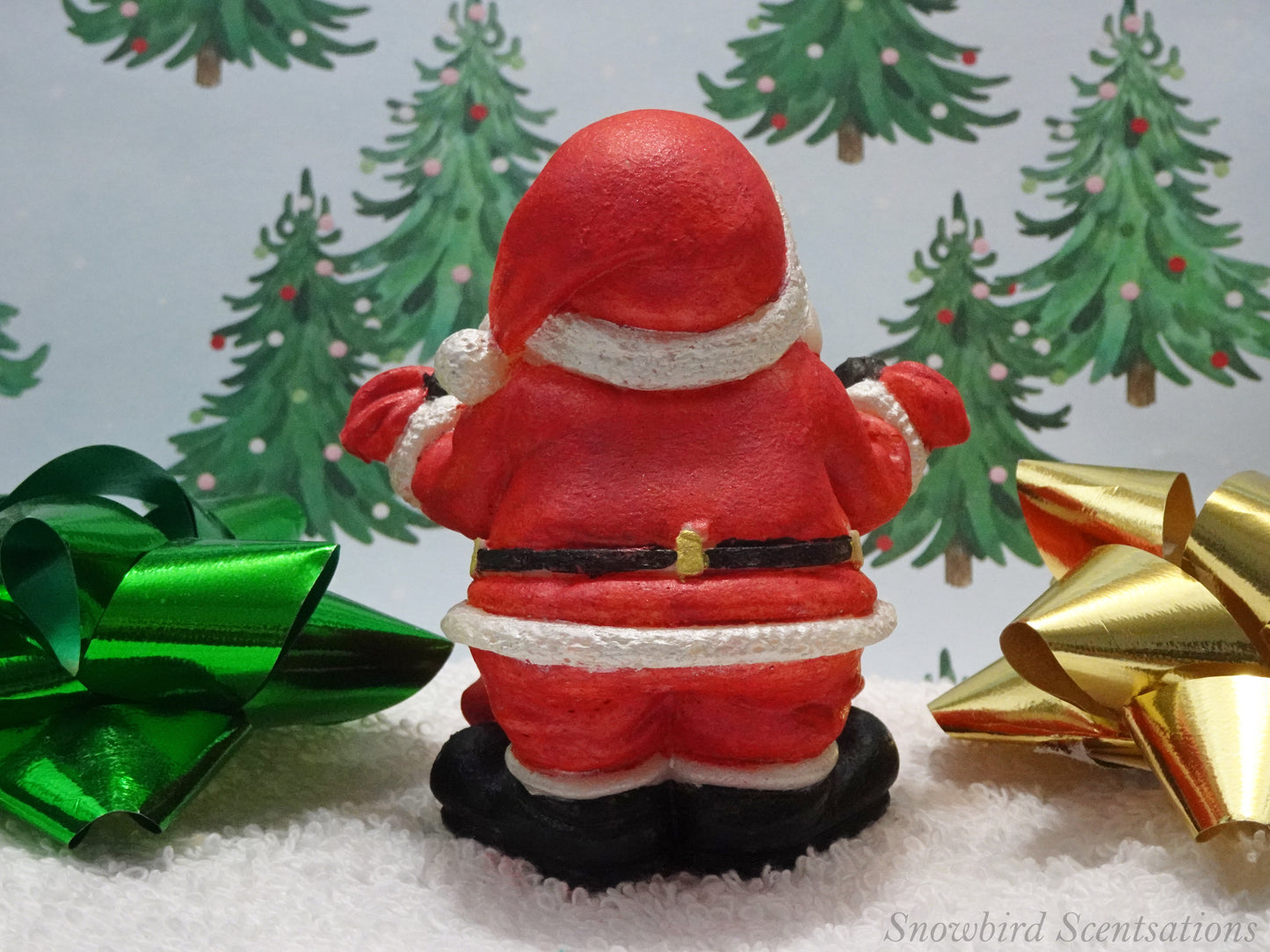 Santa with Bag in Front (Solid or Painted)