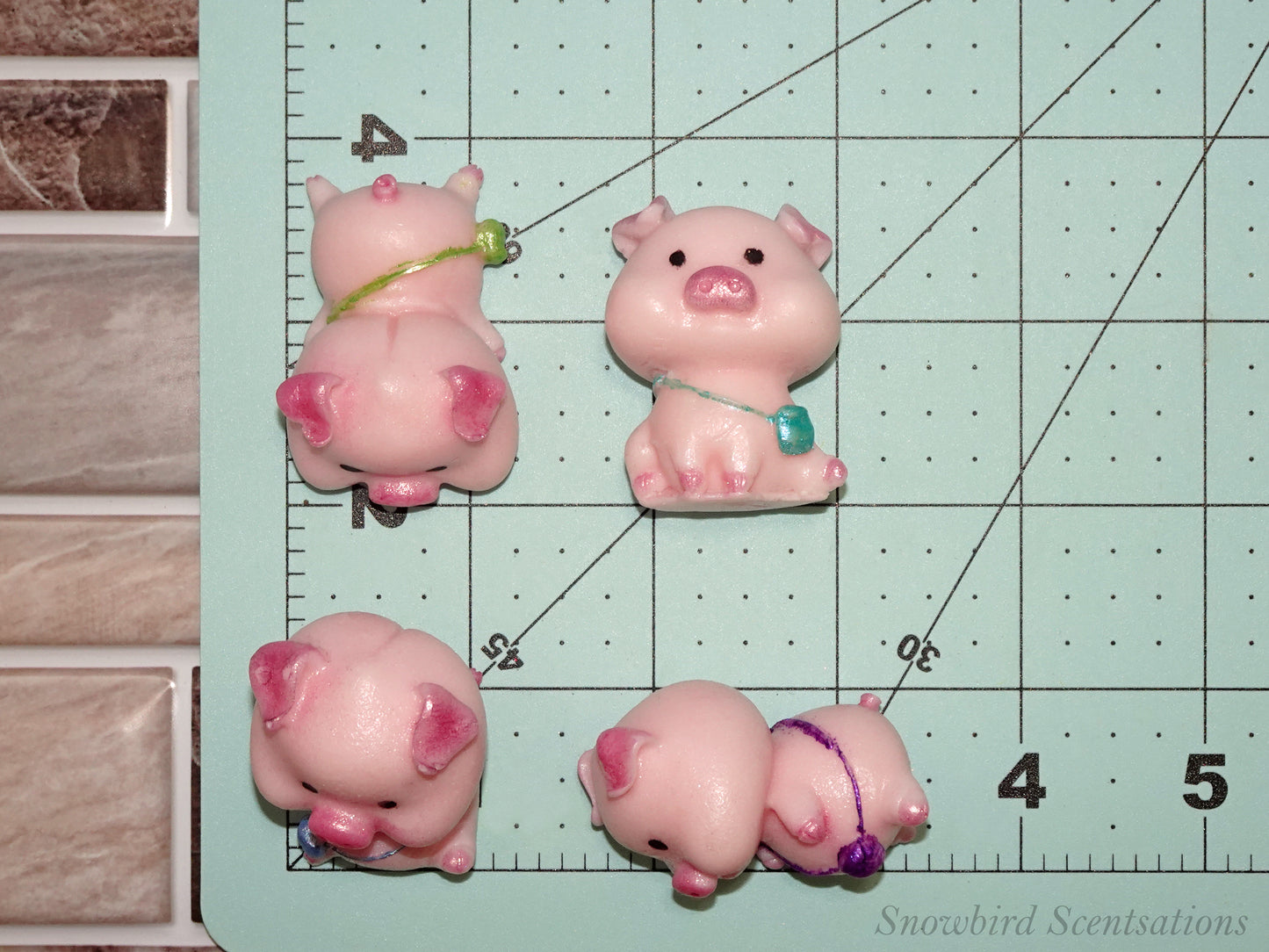 Pig with Purse Soap - Assortment of 4 (Painted)