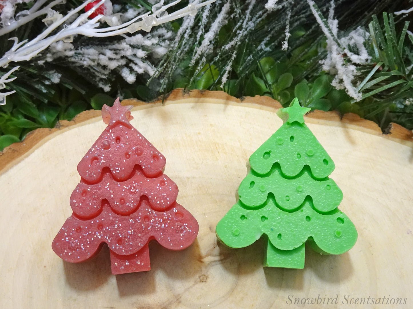 Small Decorated Christmas Tree with Garland (Solid or Painted)