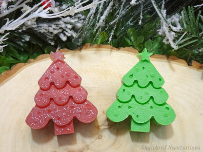 Small Decorated Christmas Tree with Garland (Solid or Painted)