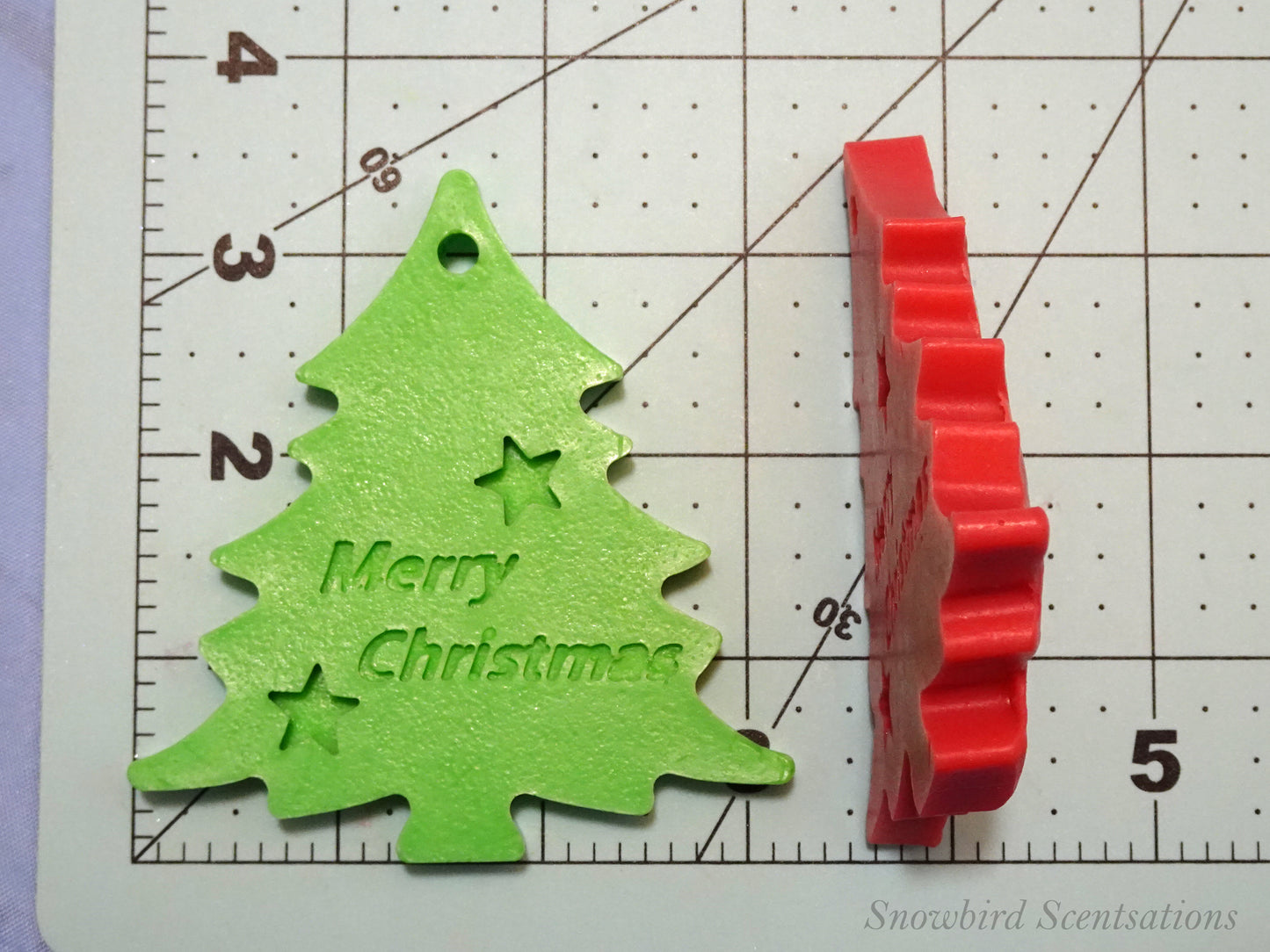 Christmas Tree with "Merry Christmas" (Solid)