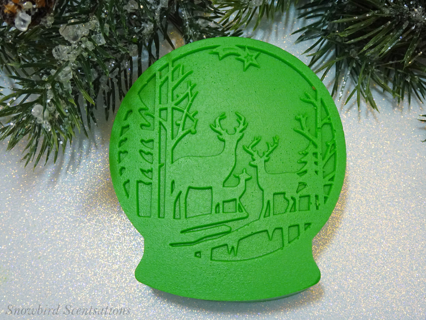 Reindeer Snow Globe (Solid or Painted)