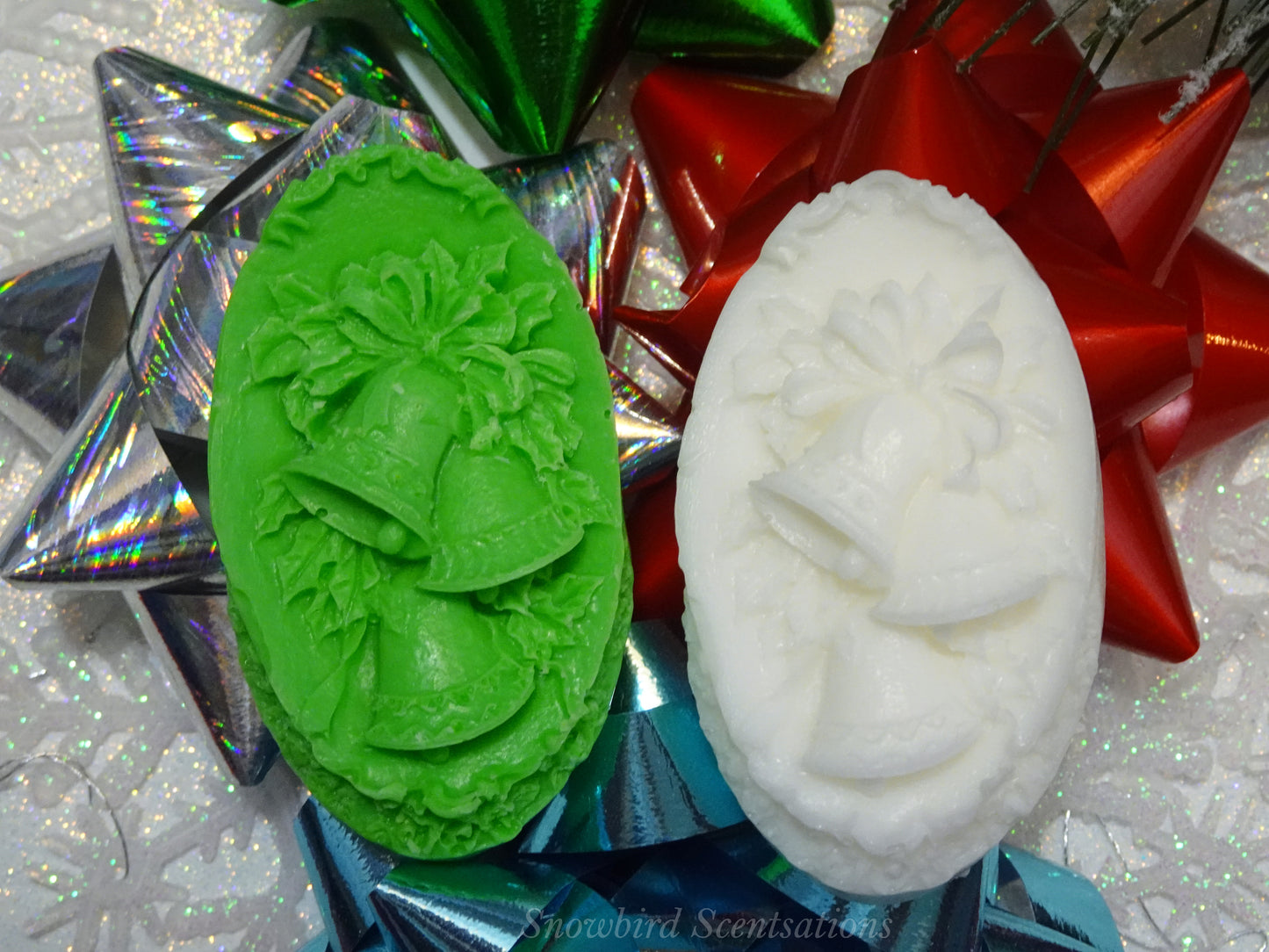 Christmas Bells (Solid or Painted)