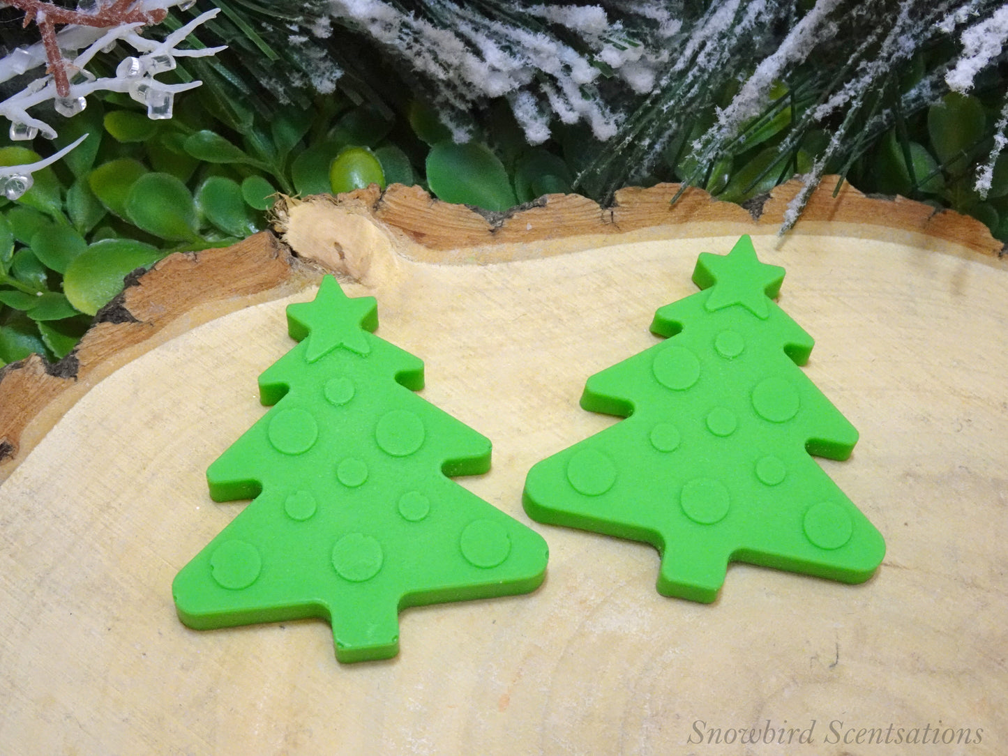 Santa Hat, Christmas Tree, Snowflake, Snowman, Gingerbread Boy, & Gingerbread Girl - Set of 6 (Solid or Painted)