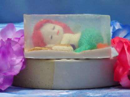 Mermaid & Shells Embed