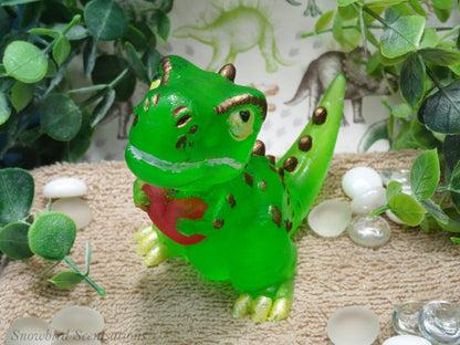 Dino with Heart (Solid or Painted)
