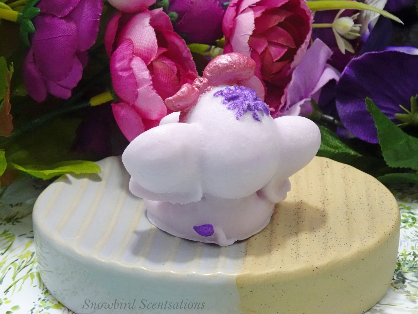 Girl Elephant (Solid or Painted)