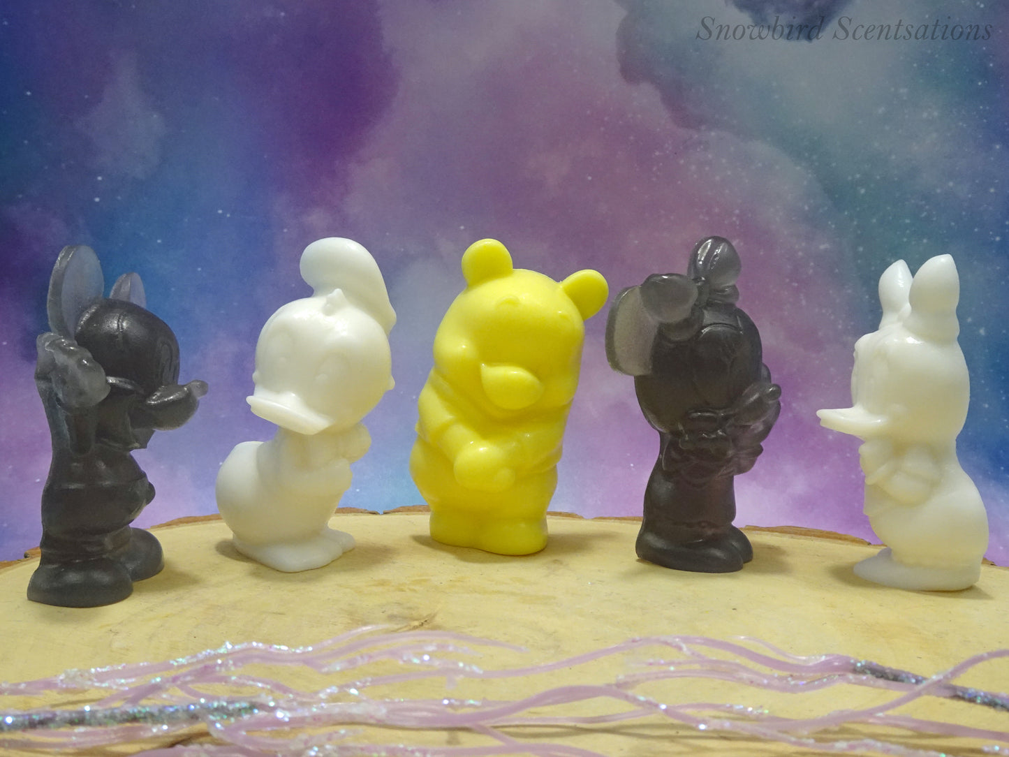 Mickey Mouse, Minnie Mouse, Donald Duck, Daisy Duck, or Winnie The Pooh (Solid)