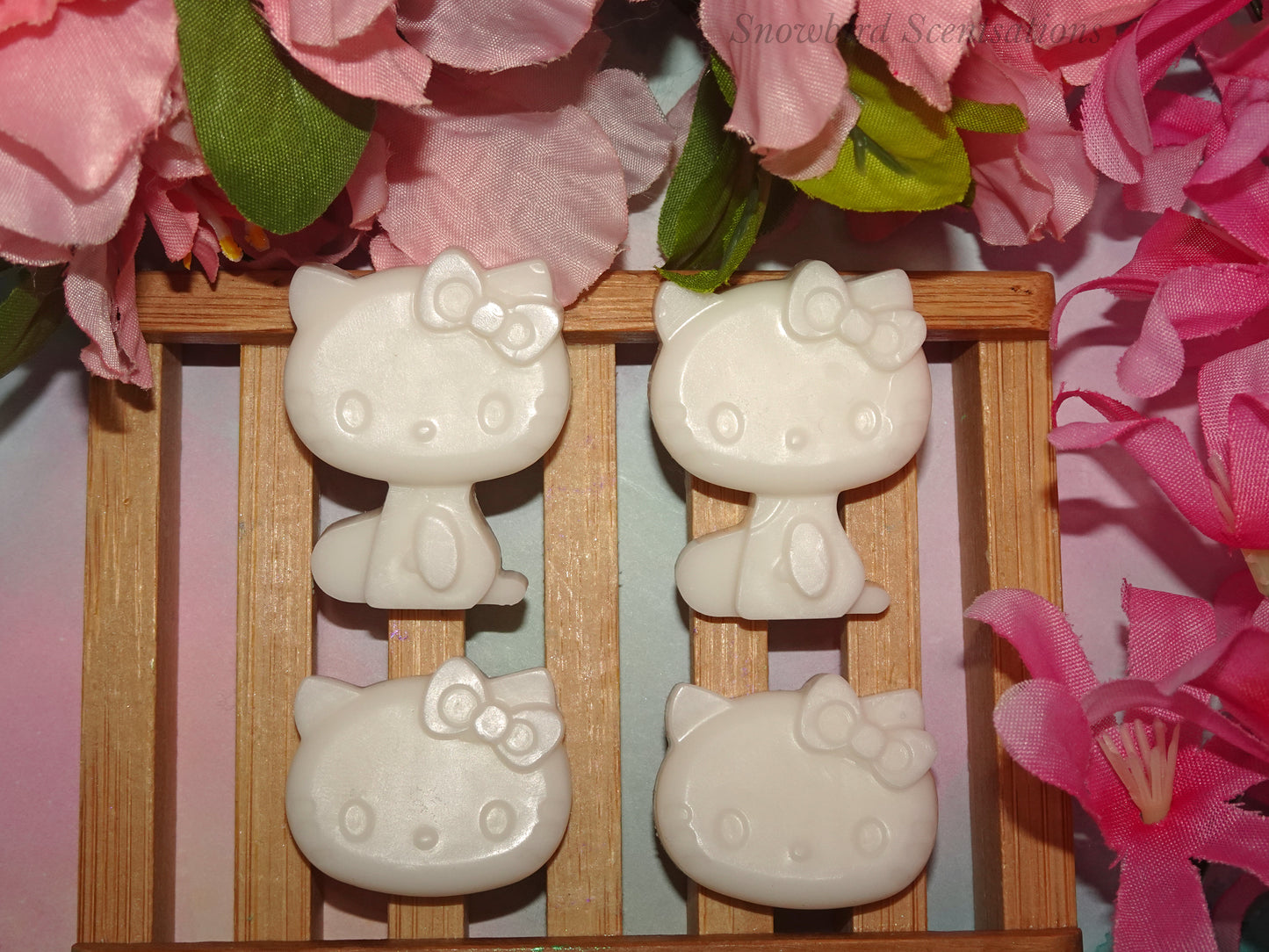 Hello Kitty - Set of 4 (Solid or Painted)