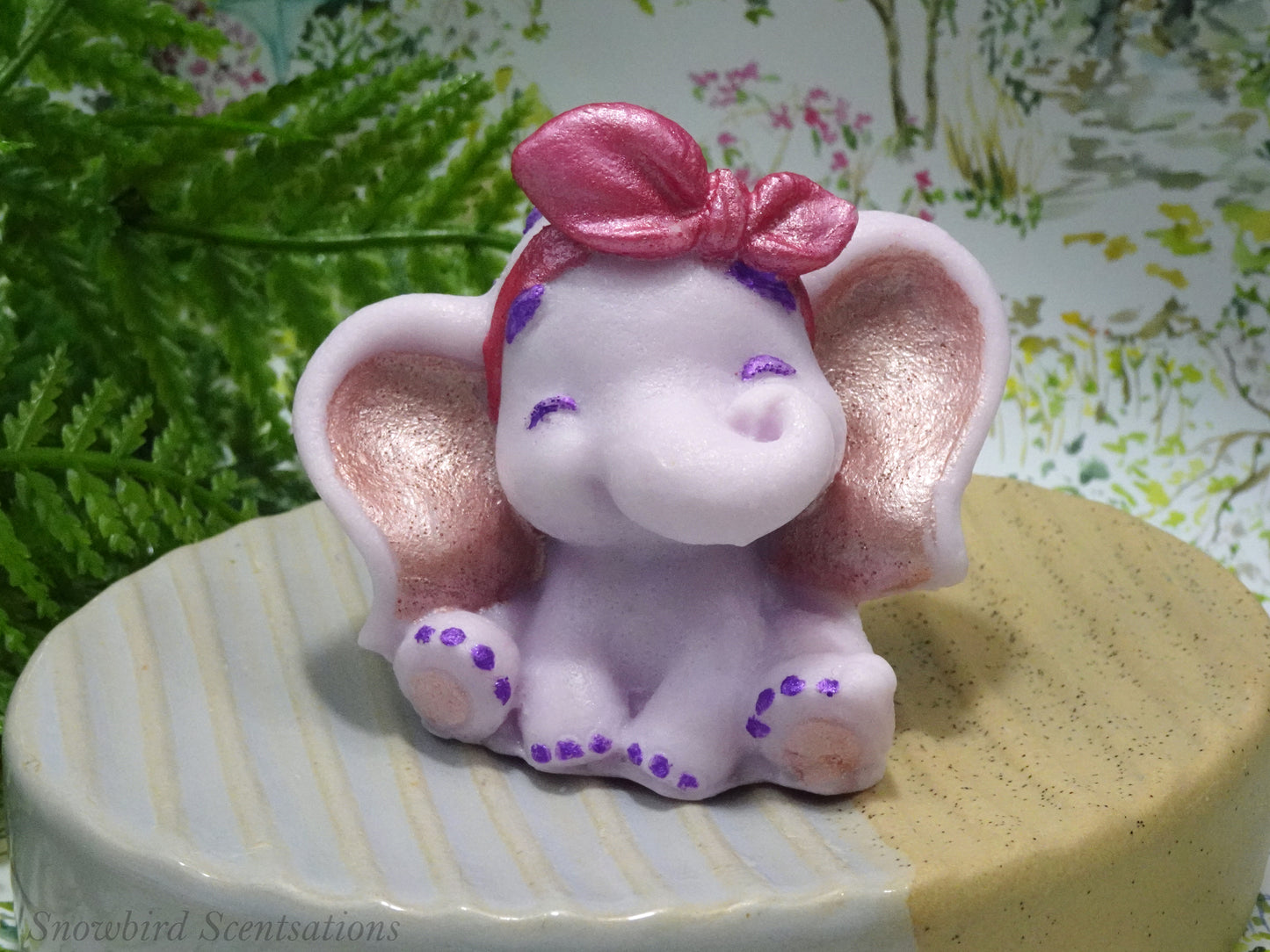 Girl Elephant (Solid or Painted)