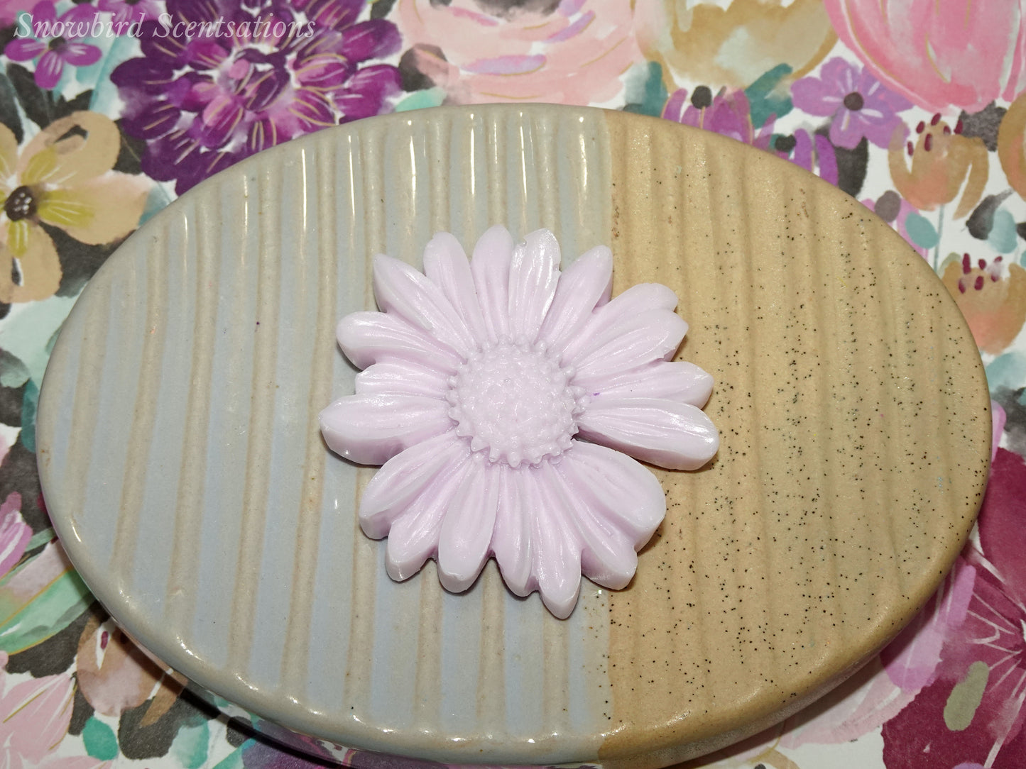 Daisy Flower (Solid or Painted)