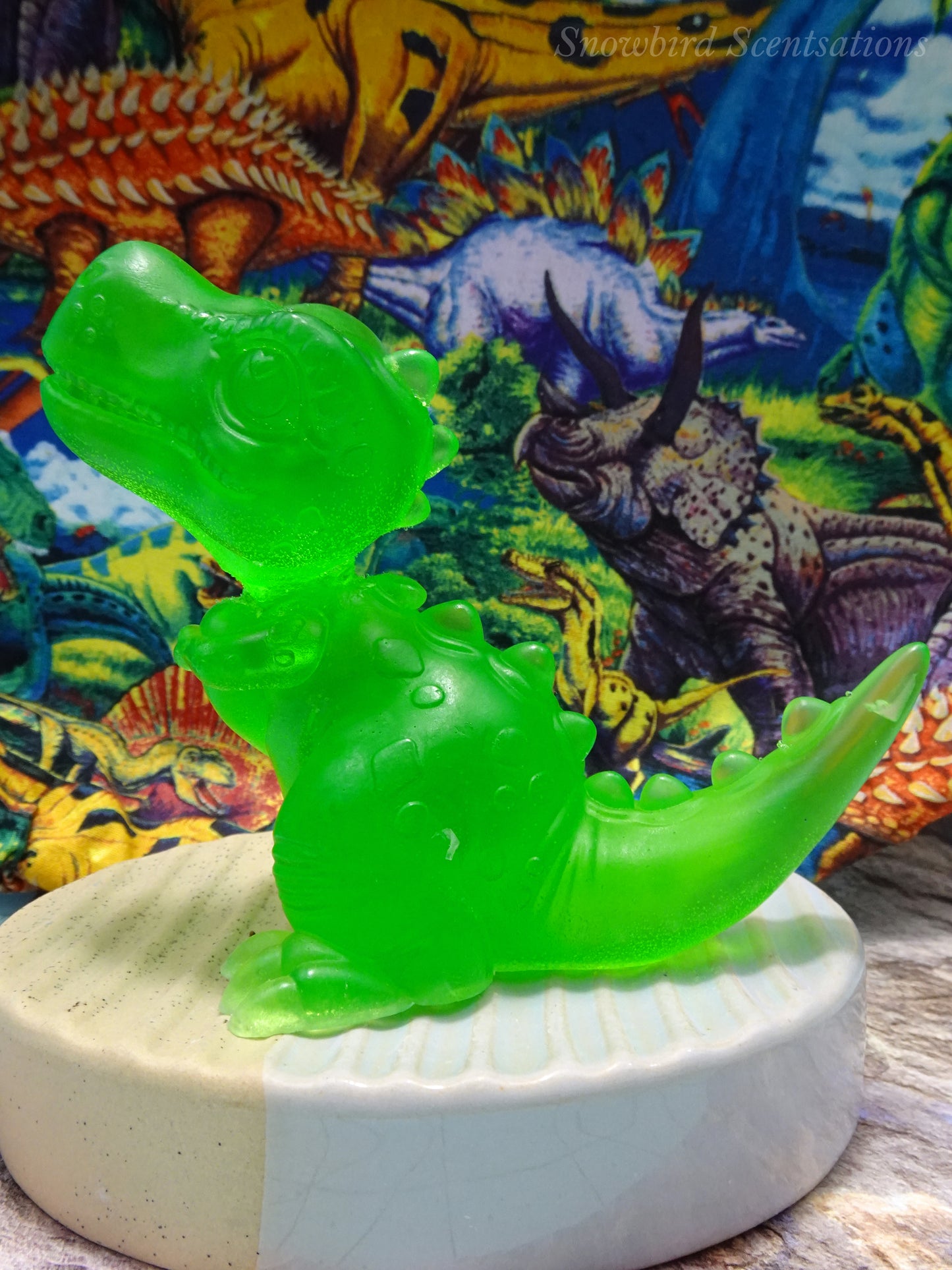 Dino with Heart (Solid or Painted)