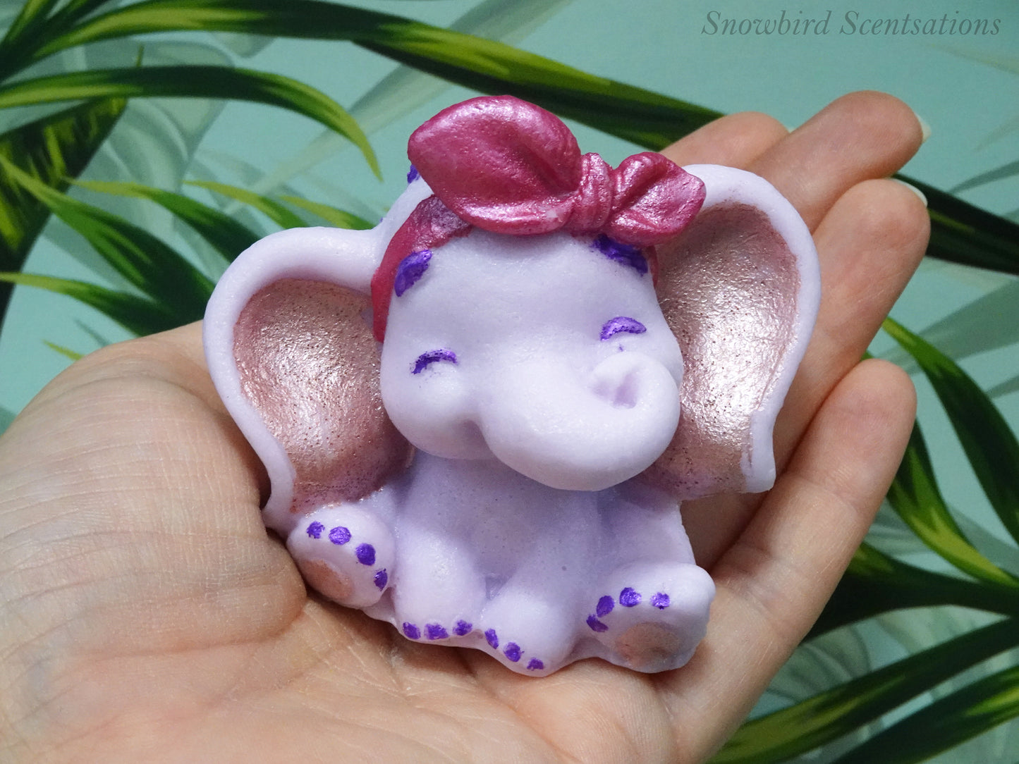Girl Elephant (Solid or Painted)
